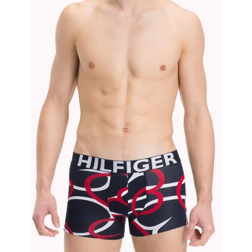 Férfi boxeralsó Tommy Hilfiger Trunk Macro Pop navy, szívecskék Férfi boxeralsó Tommy Hilfiger Trunk Macro Pop navy, szívecskék